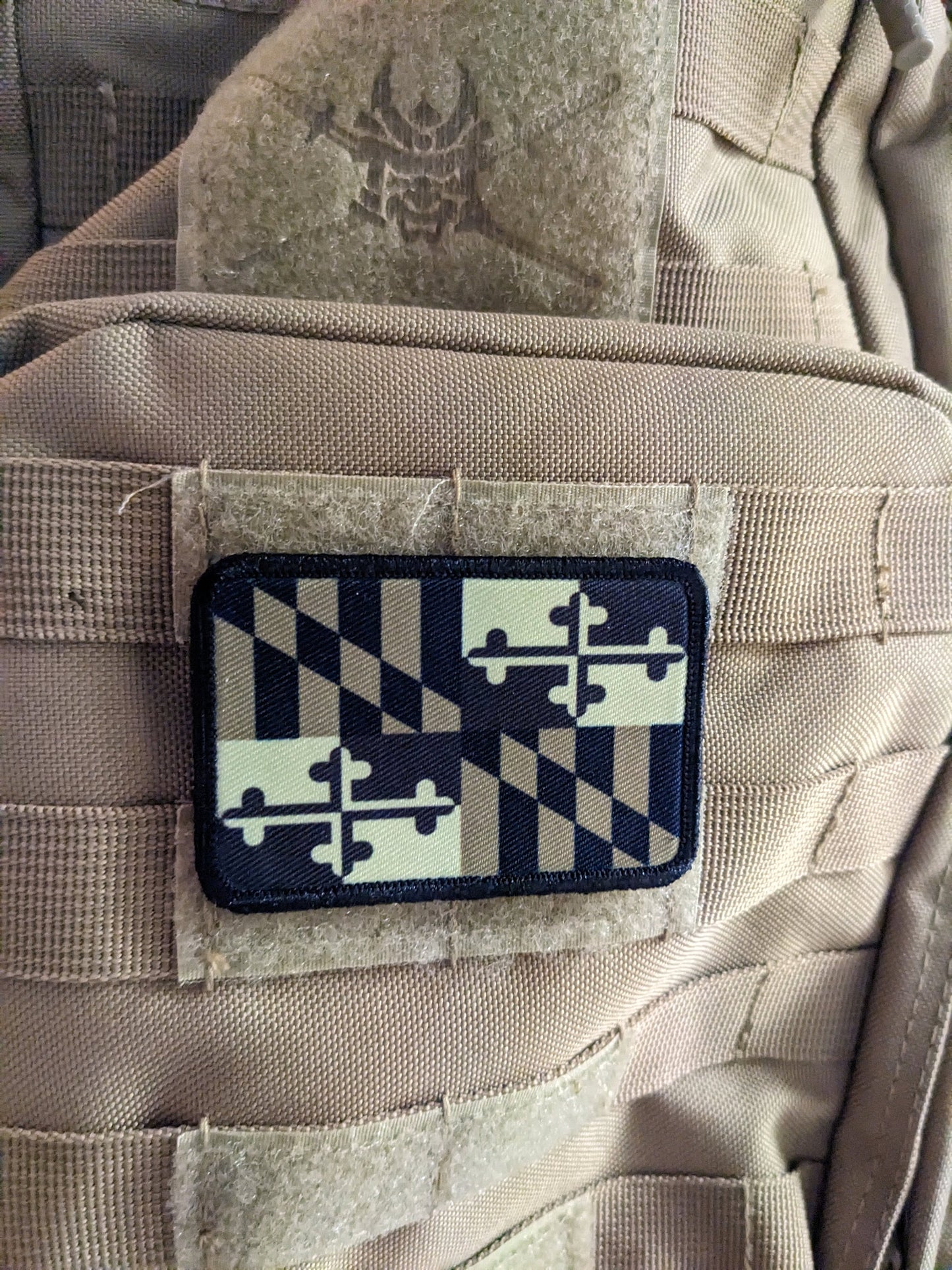 Maryland Flag tan 2"x3" morale patch with hook and loop for hat