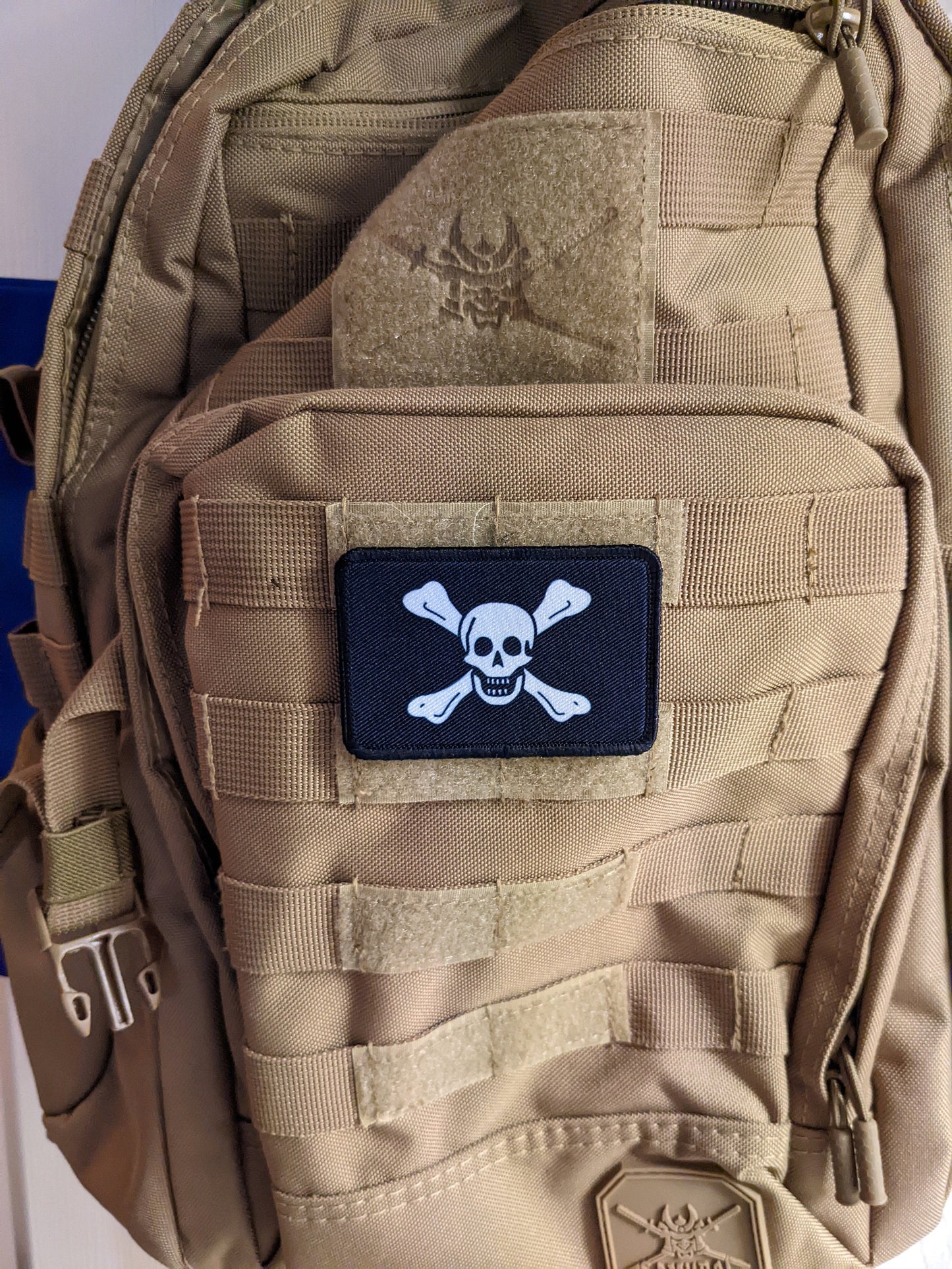 Richard Worley skull and crossbones pirate flag pirate 2"x3" removable morale patch with hook and loop for hat